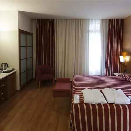 Catalonia Plaza Mayor Ξενοδοχείο 4*