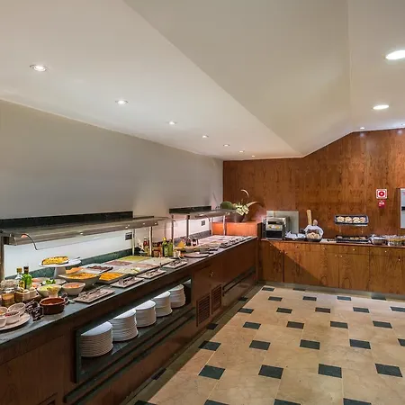 Catalonia Plaza Mayor Hotel 4*