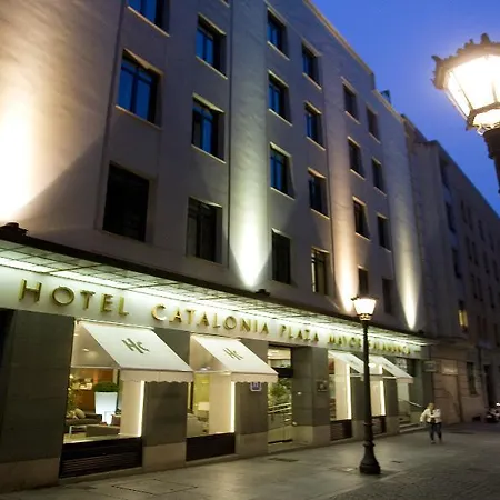 מלון Catalonia Plaza Mayor