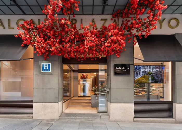 Catalonia Plaza Mayor מלון 4*