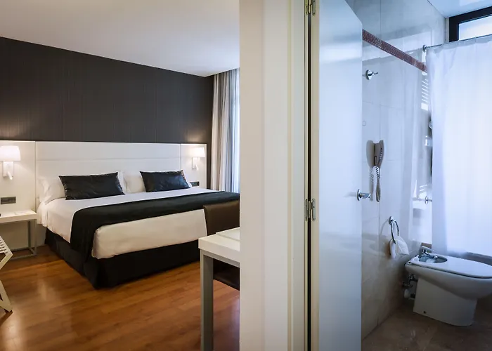 Catalonia Plaza Mayor Hotel 4*