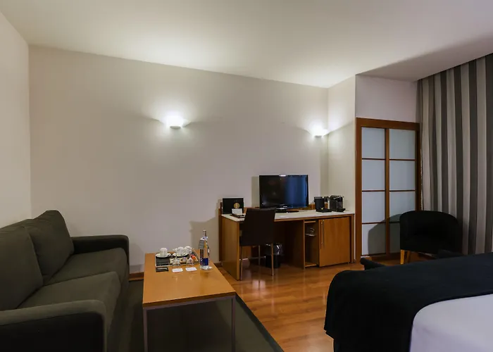 Catalonia Plaza Mayor Hotel 4*