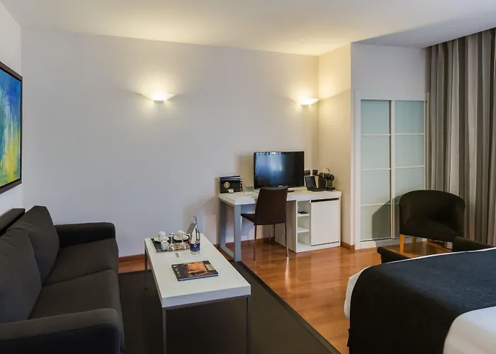 Catalonia Plaza Mayor Hotel