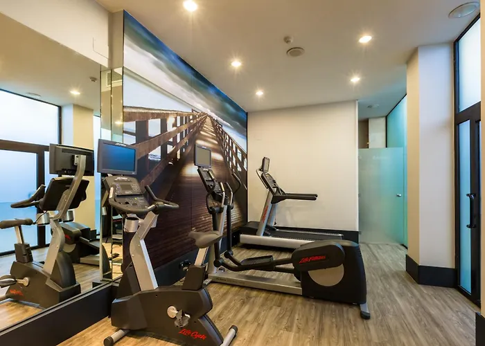 Catalonia Plaza Mayor מלון